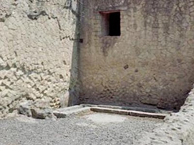 Central Thermae (Terme Centrali) (Herculaneum)