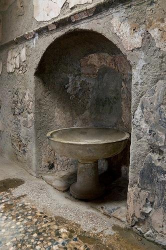 Central Thermae (Terme Centrali) (Herculaneum)