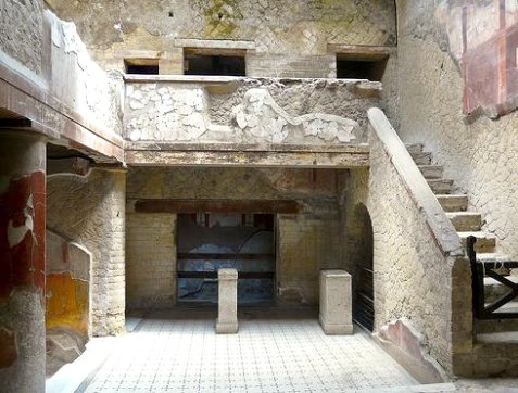 House of the Beautiful Courtyard (Casa del Bel Cortile) (Herculaneum)
