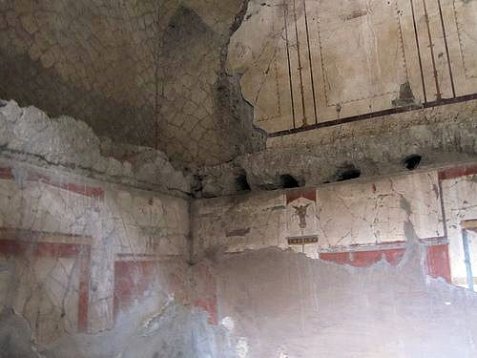 House of the Beautiful Courtyard (Casa del Bel Cortile) (Herculaneum)