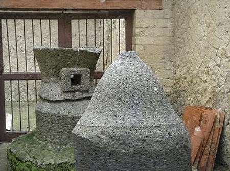 Пистринум или Пекарня (Геркуланум)