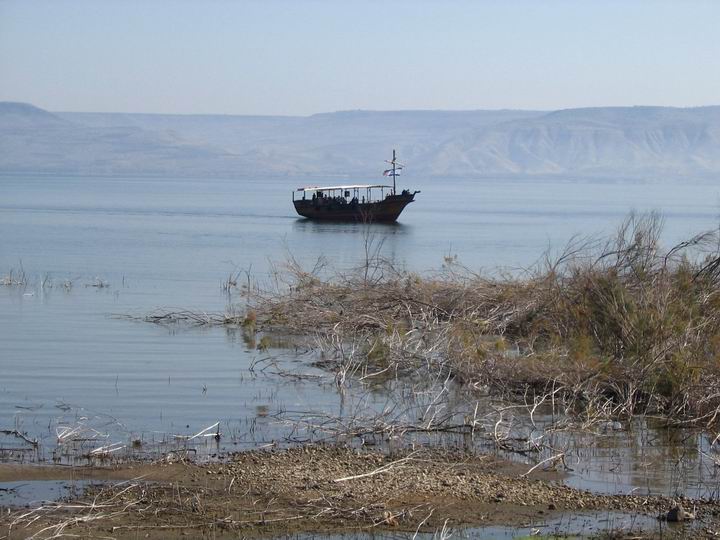 Рыбацкая лодка Капернаумa
