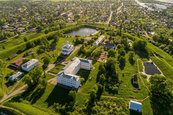 Белозерск