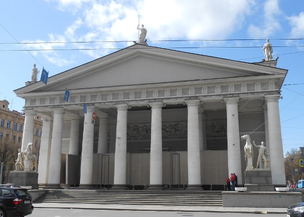 Манеж
